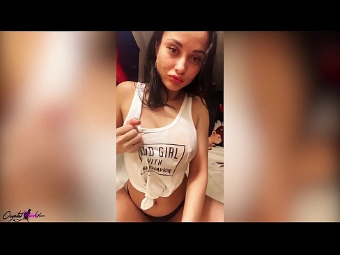 ❤️ Prsatá pekná žena si honí kundu a hladí svoje obrovské kozy v mokrom tričku ❤️❌ Porno video na sk.kiss-x-max.ru